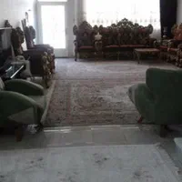 منزل ویلایی در خیابان سلامت،۲طبقه زیر زمین و همکف|فروش خانه و ویلا|قم, دروازه چوبی|دیوار