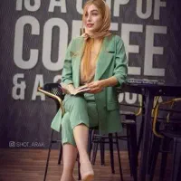 نیازمند مدل خانم برای همکاری در کانون تبلیغاتی