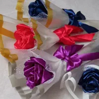 دسته گل و باکس گل ربانی