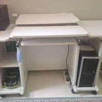 فروش میز کامپیوتر ، استفاده شده اما بسیار نو