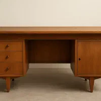 میز اداری و تحریر