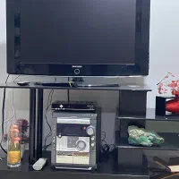 تلویزیون ومیز