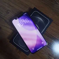 آیفون ۱۲ پرو بی خط و خش