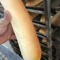 کارگر قناد کار در نان فانتزی