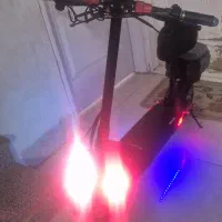 اسکوتر برقی|دوچرخه، اسکیت، اسکوتر|اسفراین, |دیوار