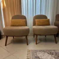 دو عدد مبل راحتی تک نفره ...