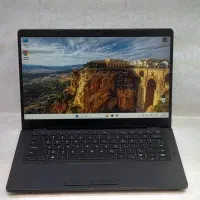 dell 5300 لمسی ۳۶۰ درجه i7 نسل ۸