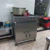 اجاق گاز صنعتی چهار شعله دمکن گرم کن دار