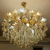 یک عدد لوستر 8شاخه (24لامپه) با لاله های کریستال|لوستر و چراغ آویز|تبریز, |دیوار