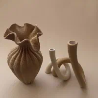 دکوری.مجسمه.گلدان.شمعدان.ظروف پذیرایی