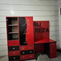 کمد و میز تحریر