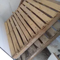 پالت چوبی