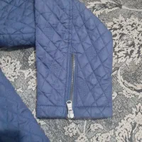 کاپشن|لباس|قرچک, پویینک|دیوار