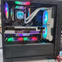 سیستم گیمینگ همراه با مانیتور