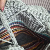 کوله‌پشتی مکرومه|کیف، کفش، کمربند|اصفهان, شیخ اشراق|دیوار