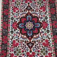 فرش دستبافت گلسرخ