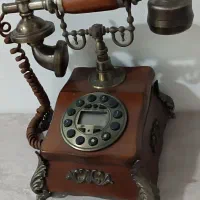 تلفن قدیمی زیبا