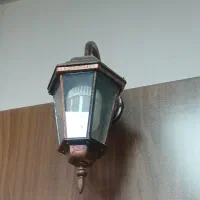 چراغ دیوارکوب