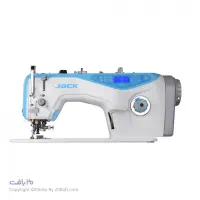 سرپرست  قیچی زن وسط کار خیاط .صنعتی زن . آقا خانم