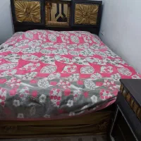 تخت و دراور