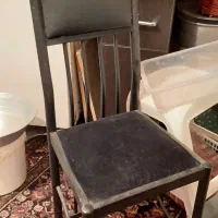 صندلی اهنی