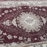 قالین رنگ زرشکی