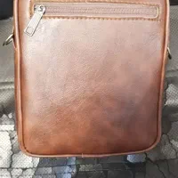 کیف|کیف، کفش، کمربند|قم, نیروگاه|دیوار