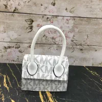 کیف دوشی|کیف، کفش، کمربند|لاهیجان, طالقانی|دیوار