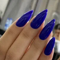 کاشت ناخن و مژه