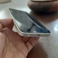 ایفون 13 نرمال