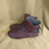حراج کفش خارجی کتونی نیمبوت سایز ۳۸ ۳۹ ۴۰|حراج|تهران, اکباتان|دیوار
