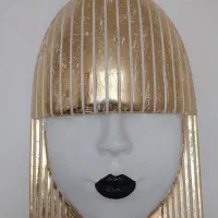 مجسمه دیوار کوب ( رخ زن )
