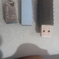 3 عدد فلش 4 گیگ و  8 گیگ و 16 گیگ