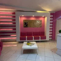 فروش دکور و اجاره کلینیک زیبایی