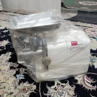 چرخ گوشت سالم تمیز