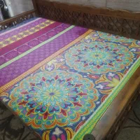 تخت سنتی در حد نو