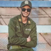 نقاشی عکس رنگی با سیاه قلم