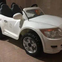 ماشین شارژی دو موتوره دو سرنشین