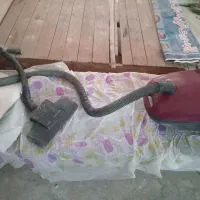 جاروبرقیAEG