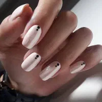 کاشت ناخن با طرح های زیبا فقط با ۳۰۰هزار|خدمات آرایشگری و زیبایی|نورآباد, |دیوار