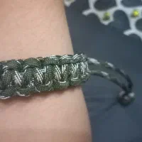 دستبند پاراکورد