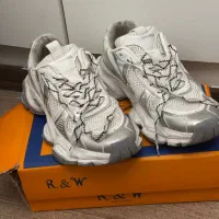 بالنسیاگا سایز ۴۳