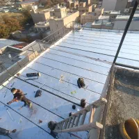 نصب انواع ایزوگام و قیرگونی    «نشت یابی لکه گیری»