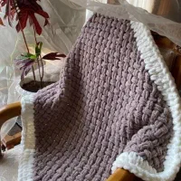 پتوی پافی دست باف برای سیسمونی و برای رو تختی|رختخواب، بالش، پتو|تبریز, |دیوار