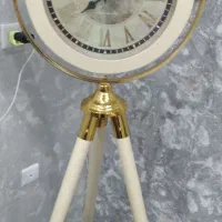 ساعت ایستاده