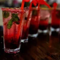 استخدام تعدادی نیرو برای باغ رستوران