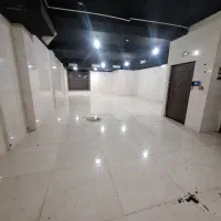 ۱۵۰مترتجاری بر خ اصلی مناسب قهوه خانه و کافه و...