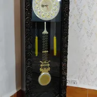 ساعت ایستاده کاملا سالم