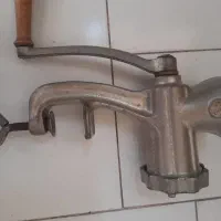 چرخ گوشت دستی قدیمی