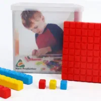 یک عدد مکعب کوییزنر آموزشی
